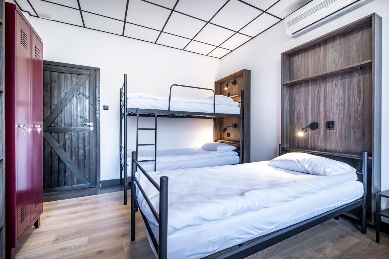 Vola Hostel Varsó Kültér fotó