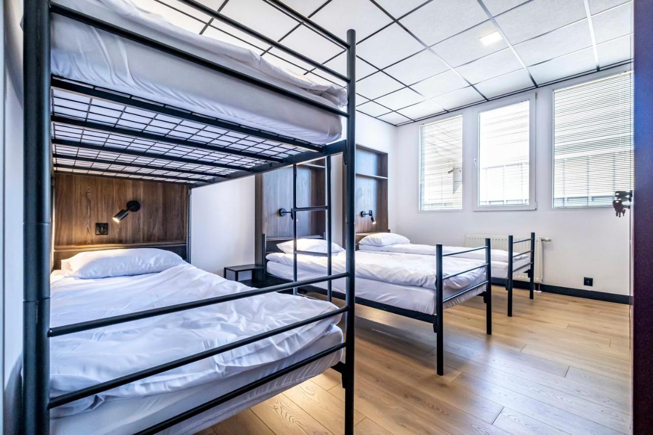Vola Hostel Varsó Kültér fotó